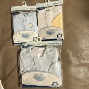 Gerber preemie 3-5 pounds lot